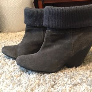 Kimchi blue women's grey booties size 9.5/10